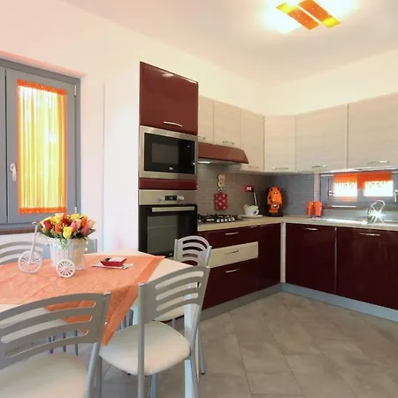Gasthuis Marj & Jo Agropoli