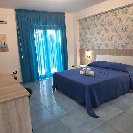 Marj & Jo Gasthuis Agropoli