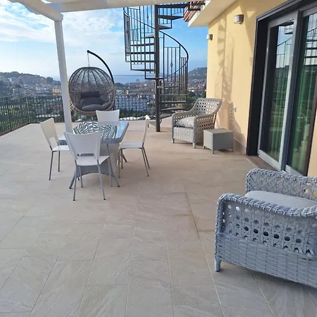 Marj & Jo 2* Agropoli